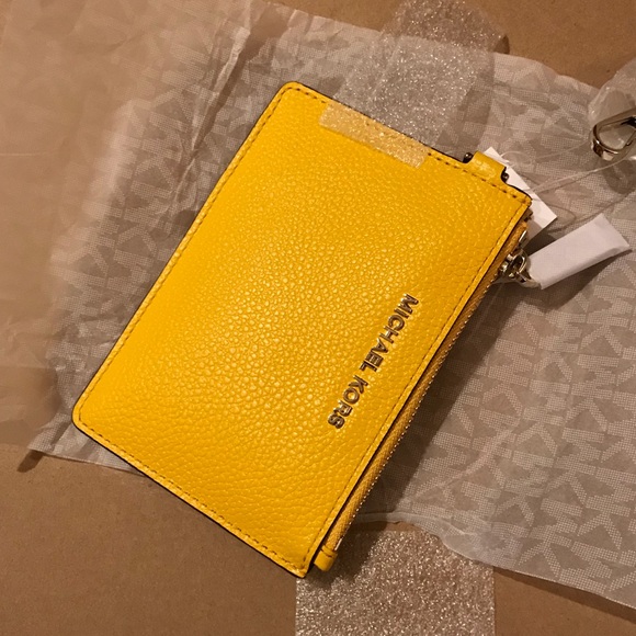 NWT MICHAEL KORS Leather Coin Purse/Wristlet - Picture 6 of 6